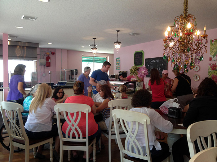 Mount Dora bakery takes the (cup) cake Real Florida. Real Close.